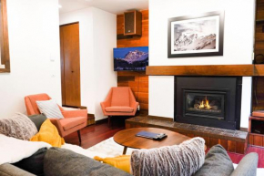 Summit Suite